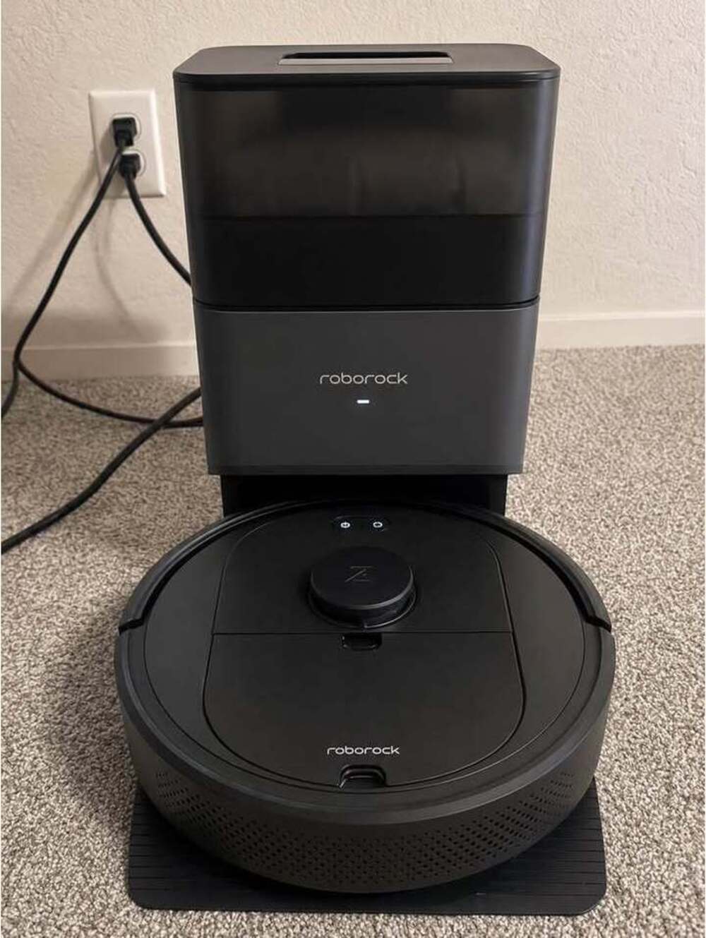Roborock Q5+ Robot Vacuum - Picture 4 of 6